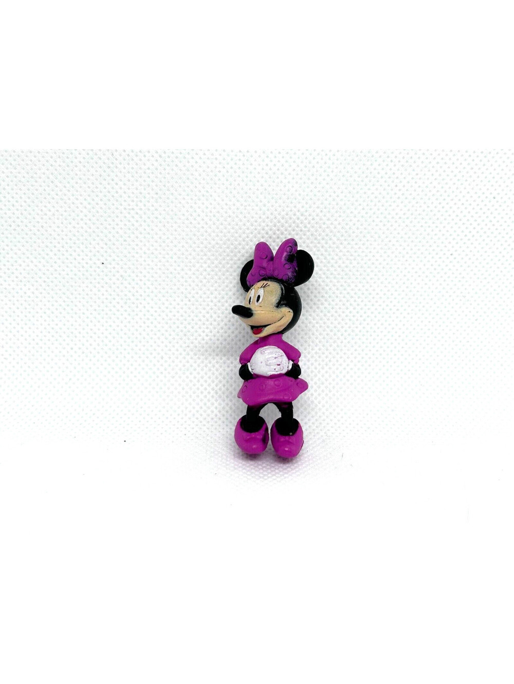 Disney Minnie Mouse Mini Figure Statue – Tiny but Full of Charm! 🎀✨